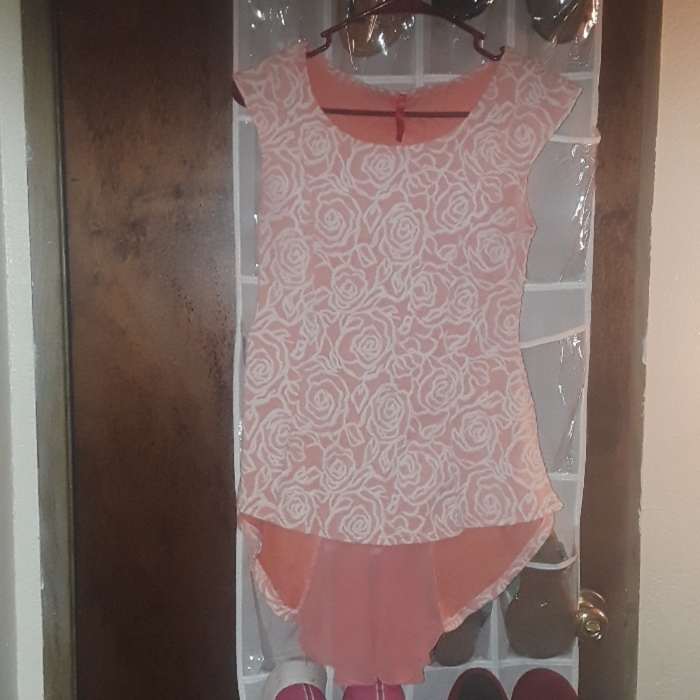 Coral pink top